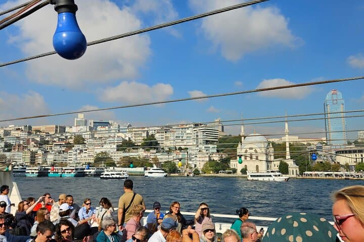 Midday Bosphorus Cruise: Istanbul Boat Tour with Lunch and Asian Shore Stop photo 1
