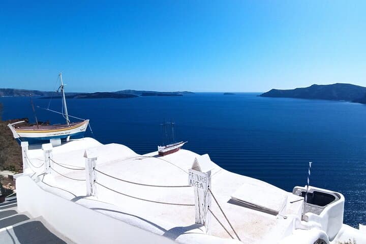 Three-Day Private Santorini Tour with Transfers: Caldera Views, Black Sand Beaches & Wineries photo 3