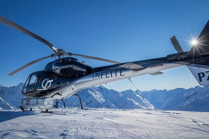 Aoraki/Mt Cook Helicopter Flight with Alpine Landing — Tasman Valley Views photo 3