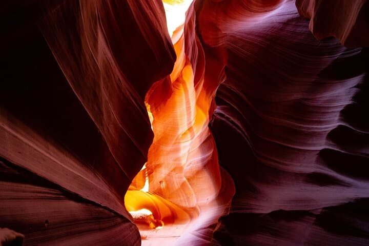 Upper Antelope Canyon & Horseshoe Bend Day Tour from Las Vegas — Slot Canyons, River Overlooks, and Photo Stops photo 3