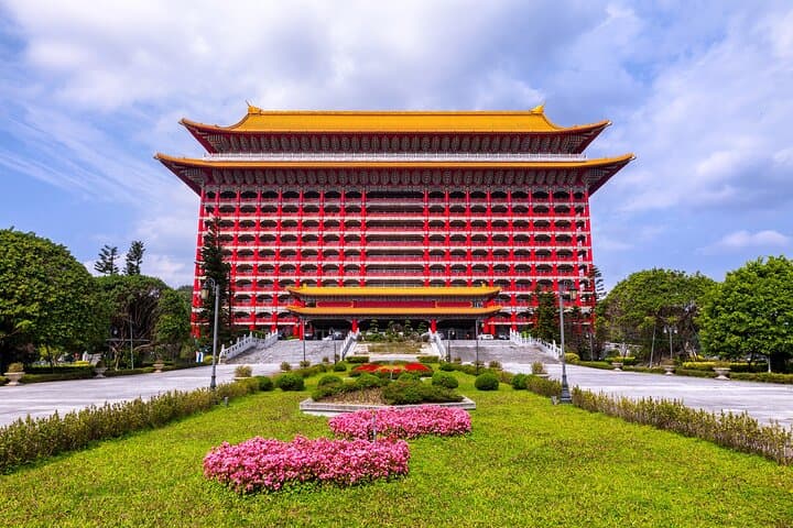 Taipei Timeless Treasures: Private Full-Day Cultural Tour of Taipei photo 2