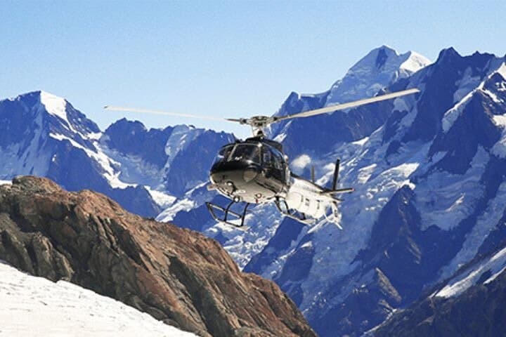 Tasman Glacier Helicopter Landing and 13,000ft Skydive Combo photo 2