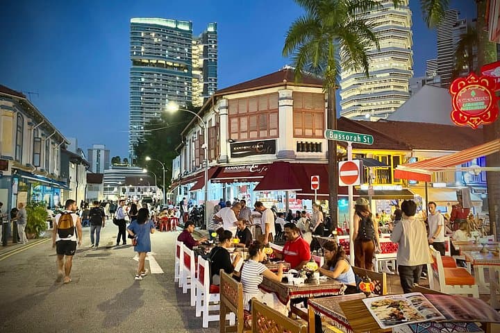Mindful Night Walk Across the Heart of Singapore City photo 4