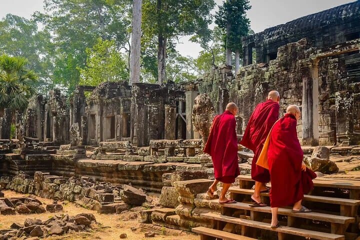 16-Day Vietnam and Cambodia Highlights: Halong Bay, Sapa, Hoi An & Angkor
