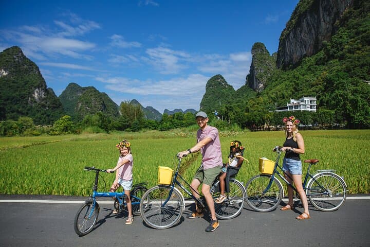 Li River Cruise & Yangshuo Bike Day Trip from Guilin — Scenic Karst Cruise and Countryside Cycling photo 3