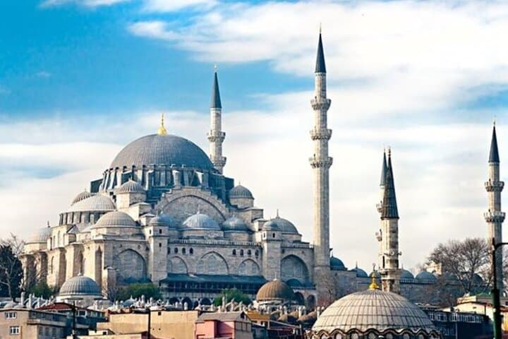 Istanbul Old City and Sunset Bosphorus Cruise: Full-Day Historical Tour