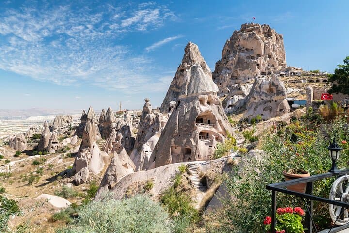 Cappadocia Red Tour: Full-Day Private Trip to Kaymakli, Göreme & Zelve