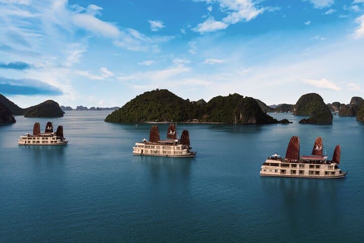 luxury-2-day-halong-bay-cruise-from-hanoi