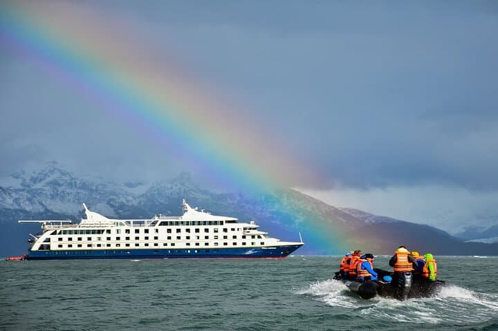 Glacial Cruise Ushuaia to Punta Arenas — Stella Australis Patagonia Expedition photo 3