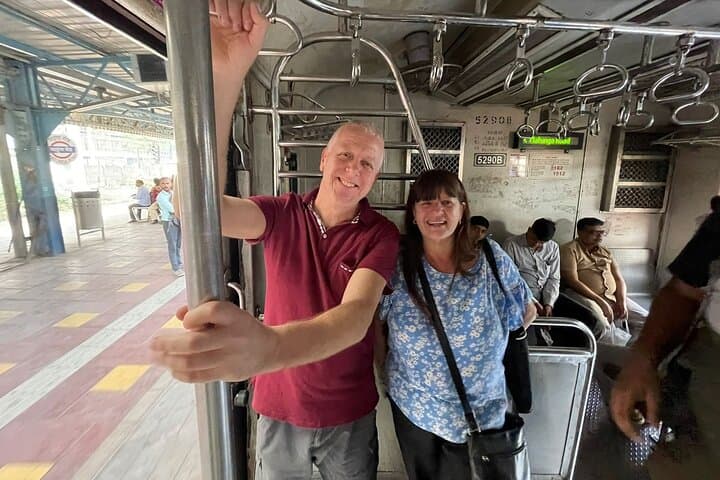 Mumbai Sightseeing with Local Train Ride & Dharavi Slum Tour