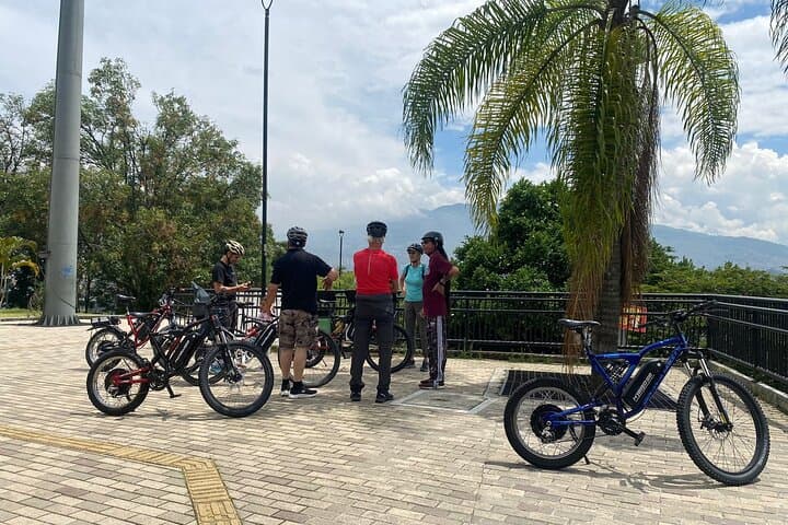 Medellín E-Bike City Tour: Ride to Pueblito Paisa, Park of the Lights & Laureles photo 6