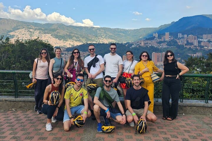 Medellín E-Bike City Tour: Ride to Pueblito Paisa, Park of the Lights & Laureles photo 5