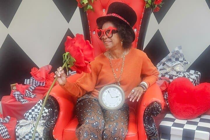 Las Vegas Alice-in-Wonderland Tea Party at Queen of Hearts Studio photo 4