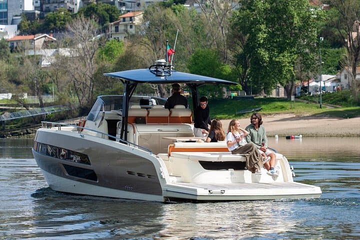Porto Full-Day Private Luxury Yacht Cruise on the Douro photo 1