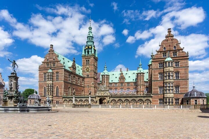 Half-Day Private Tour to Frederiksborg Castle from Copenhagen