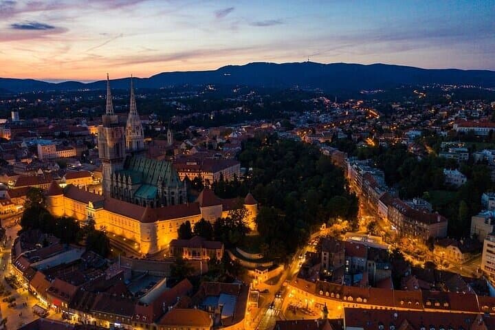 Zagreb Must-See Walking Tour: Cathedral, Dolac Market & Lotrščak Tower photo 6
