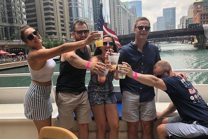 Tiki Chic Chicago Skyline Cruise: 90-Minute Lake Michigan Party photo 1