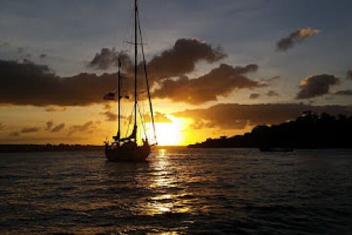 Sail the Ingrid Princess on Sequim Bay: Salish Sea Day Charters photo 4