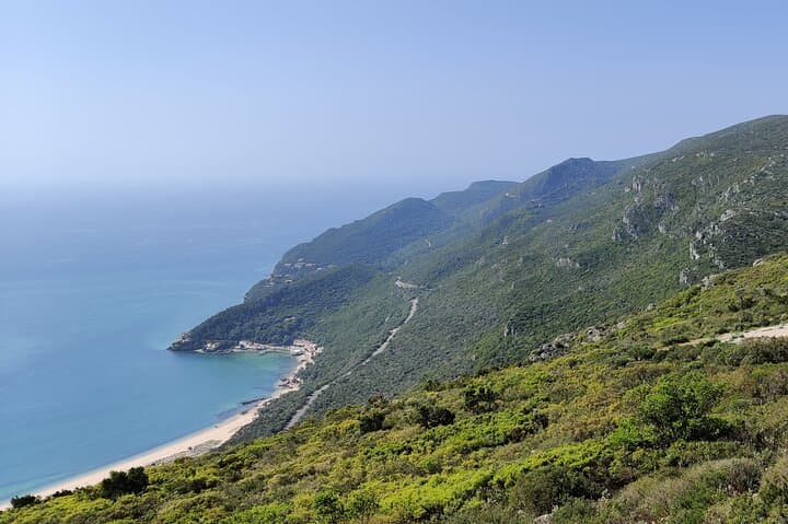 Arrábida Day Tour from Lisbon: Sesimbra, Azeitão & Wine Tastings photo 6