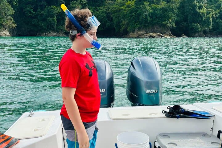 Private Snorkeling Charter from Quepos to Manuel Antonio — Half-Day Boat Tour photo 3