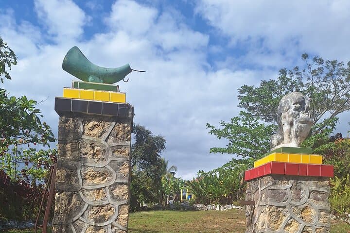 Accompong Maroon Village and Breadnut Valley Waterfall Day Trip from Treasure Beach photo 6