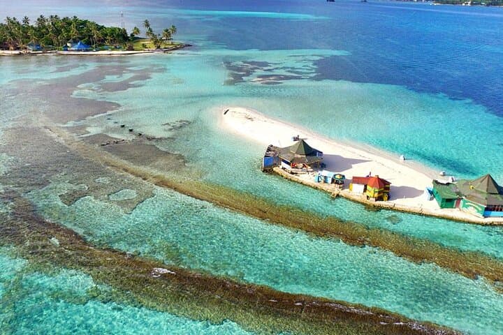 San Andres Combo: Johnny Cay, Aquarium, Bahia & Island Tour — Sea of Seven Colors photo 1