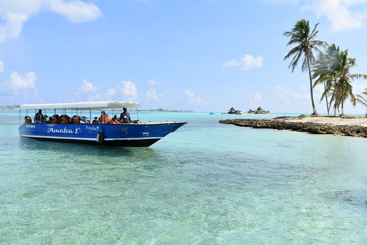 San Andres Combo: Johnny Cay, Aquarium, Bahia & Island Tour — Sea of Seven Colors photo 4