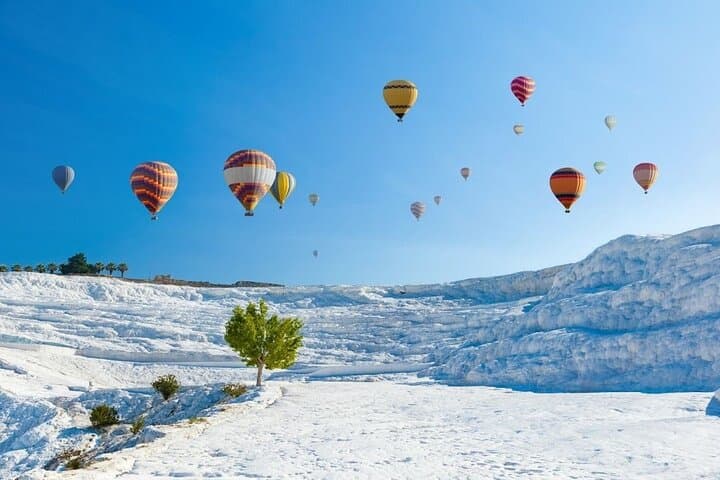 Pamukkale Hot Air Balloon Sunrise Flight with Transfers photo 2