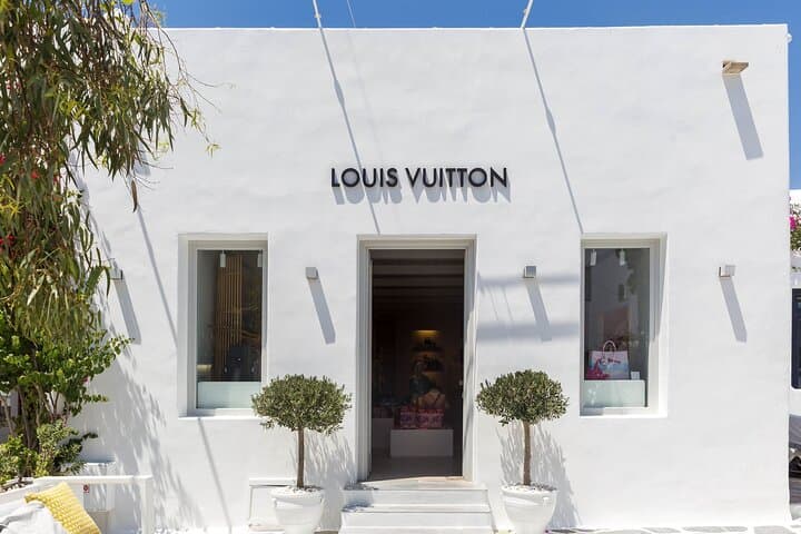Private Walking Tour: Mykonos Windmills & Whitewashed Streets of Chora photo 5