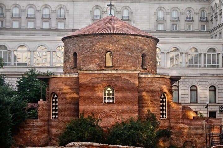 Sofia Scavenger Hunt: Self-Guided City Sights & Puzzle Tour photo 4