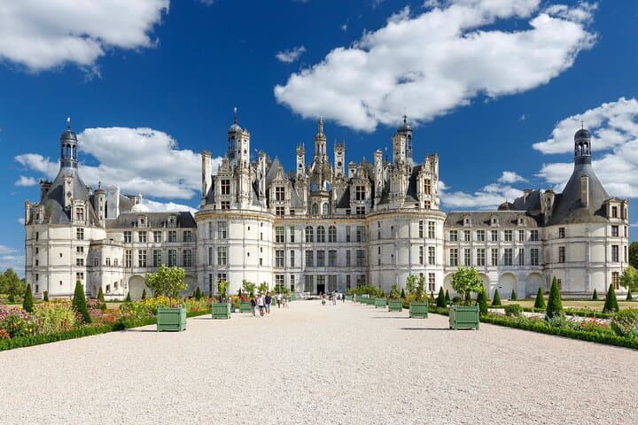 Ride Loire Valley Castles Weekend: Chambord to Chenonceau on Horseback