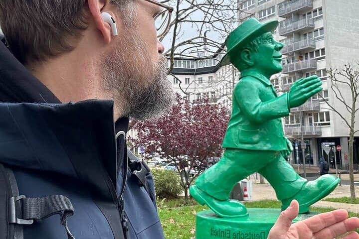 Solve a Sherlock Holmes Murder Mystery in Wiesbaden — Self-Guided City Game photo 6
