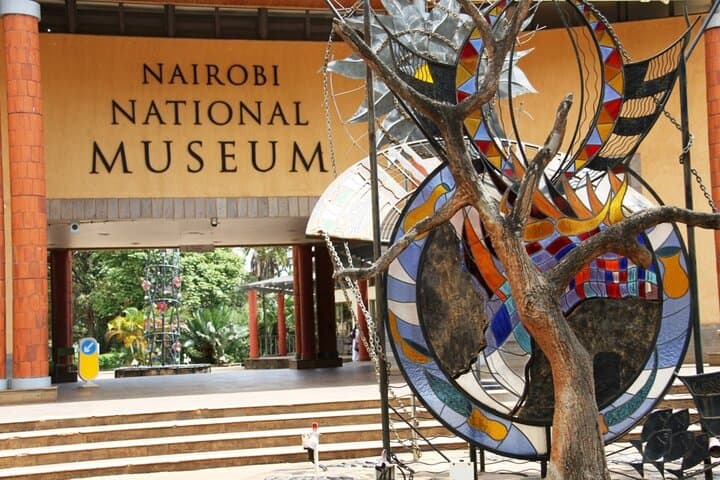 Nairobi Museum, Giraffe Centre & Bead Workshop Day Tour — Culture, Conservation & Close Encounters photo 5