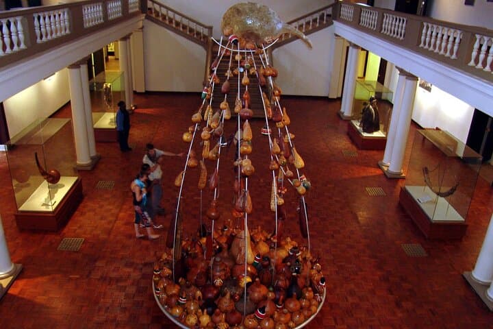 Nairobi National Museum, Giraffe Centre & Bomas Cultural Tour — Half-Day Nairobi Experience photo 5