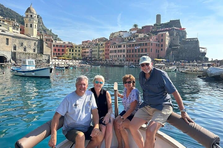 Cinque Terre Boat Cruise and Manarola Vineyard Wine Tasting photo 4