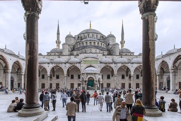 Istanbul Must-See Walking Tour: Hagia Sophia, Blue Mosque & Topkapi in 3 Hours photo 4