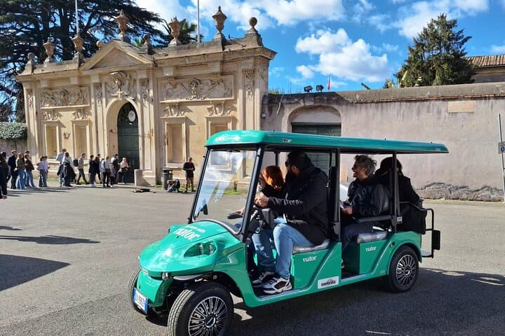 Rome Key Sights Golf Cart Tour — Private & Small-Group Golf Cart Itineraries photo 6