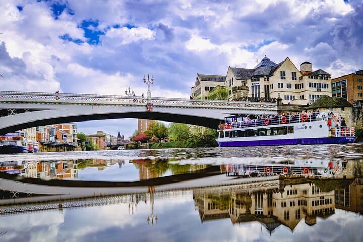 Daytime Sightseeing Boat Cruise on the River Ouse in York photo 6
