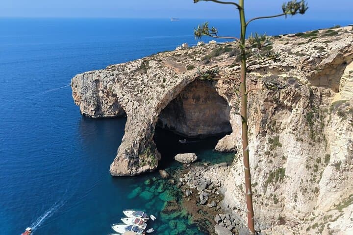 Half-Day Private Malta Highlights Tour — Blue Grotto, Mdina & Dingli Cliffs photo 2