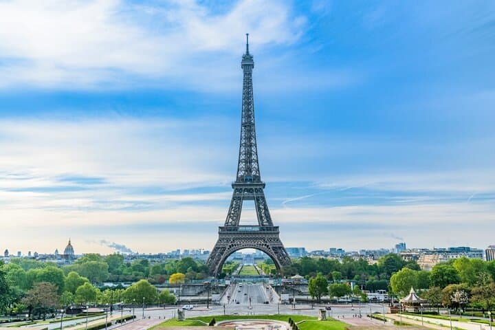 Paris Explorer Rail Tour from London with Hop-on Hop-off Bus — Day Trip by Eurostar photo 2