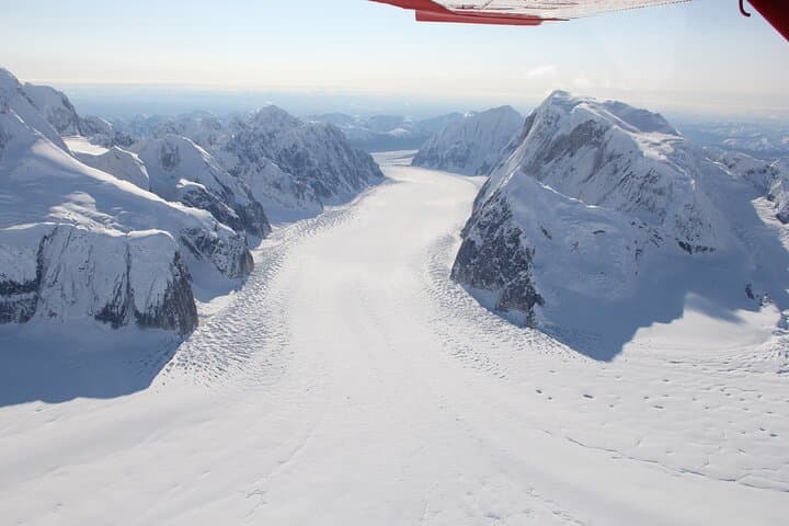 Denali Mountaineer Flightseeing: Talkeetna Scenic Flight with Optional Glacier Landing photo 3