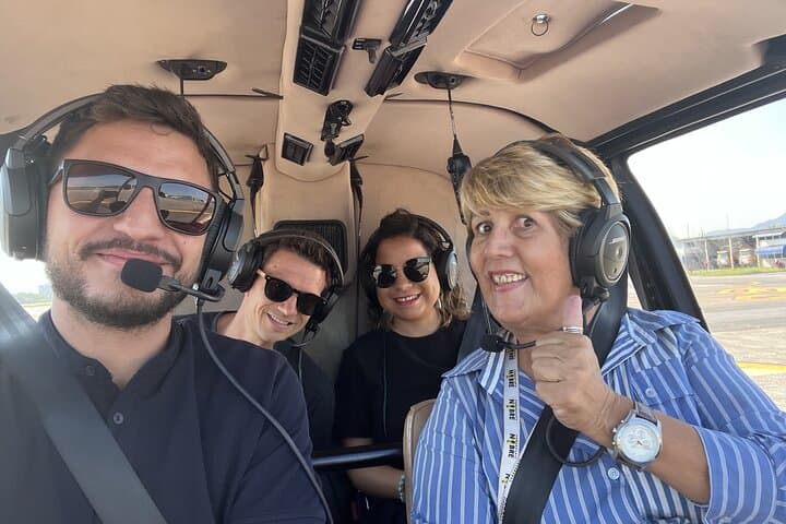 30-Minute Helicopter Tour Over Rio de Janeiro with Comandante Nobre photo 6