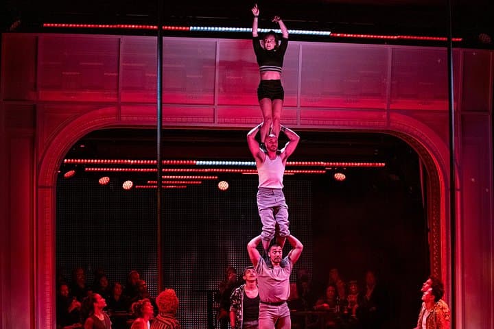 Dear San Francisco: Aerial Acrobatics at Club Fugazi photo 4