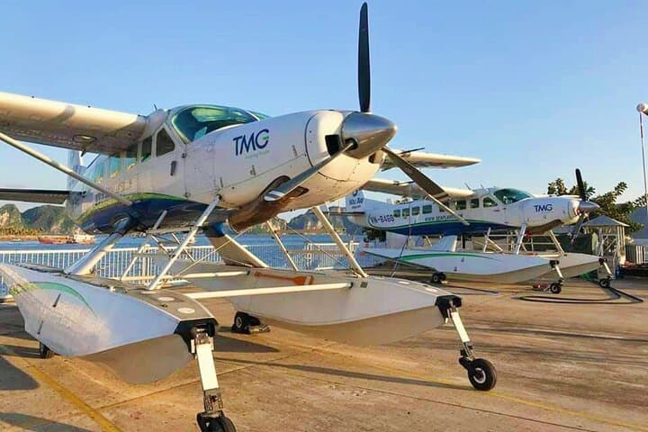 Halong Bay 25-Minute Seaplane Sightseeing from Hanoi: Scenic Flight & Transfer photo 2