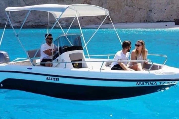 Zakynthos Private Boat Tour: Shipwreck Beach & Blue Caves Day Cruise photo 2