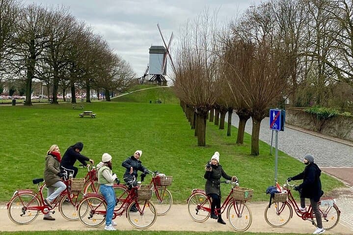 Retro Bike Tour Through Bruges: Highlights and Hidden Gems photo 3