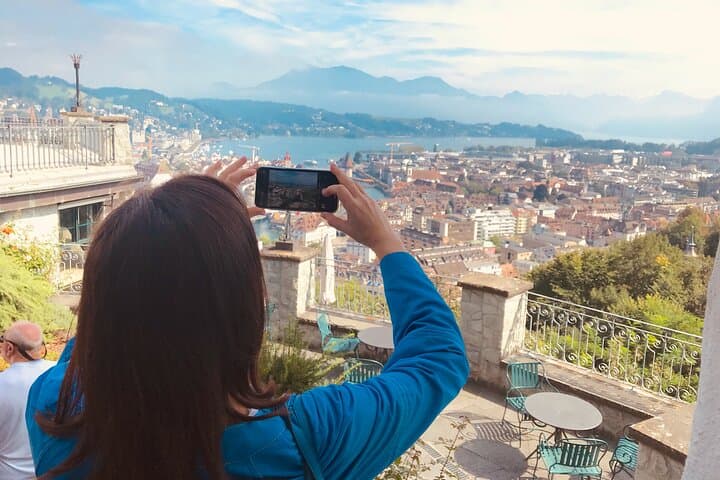 Lucerne CH Experience: Chapel Bridge, Chocolate, Cheese & Castle Views photo 5