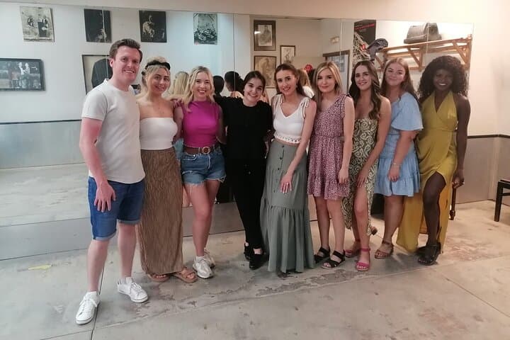Seville Latin Dance & Salsa Class at Plaza Virgen de los Reyes photo 6