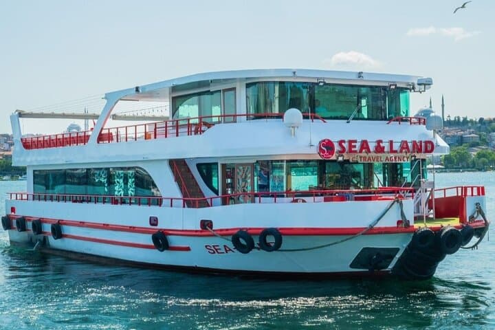 Bosphorus 2-Hour Cruise: Istanbul Sightseeing by Water photo 6