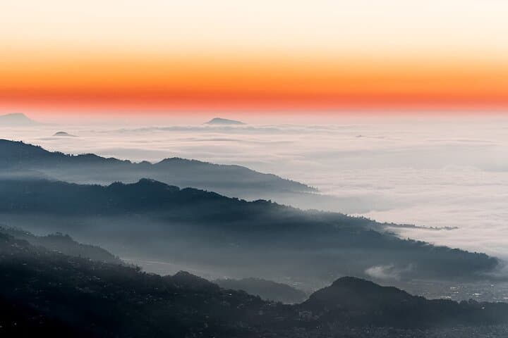 Sarangkot Overnight: Easy Hike from Pokhara for Sunrise over Annapurna photo 2